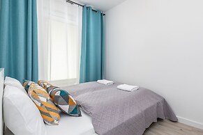 Amber Estate II by Renters