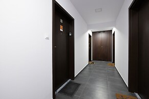 Nadbrzezna Apartments by Renters