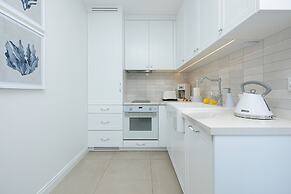 Nadbrzezna Apartments by Renters