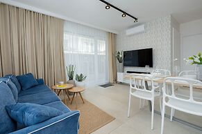 Nadbrzezna Apartments by Renters