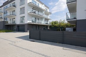 Nadbrzezna Apartments by Renters