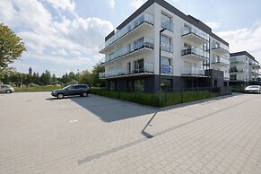 Nadbrzezna Apartments by Renters