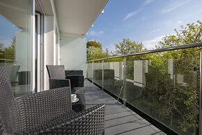 Nadbrzezna Apartments by Renters