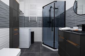 Nadbrzezna Apartments by Renters
