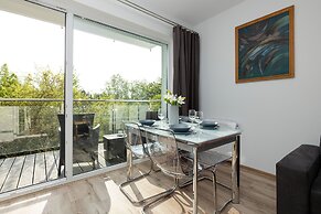 Nadbrzezna Apartments by Renters