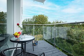 Nadbrzezna Apartments by Renters