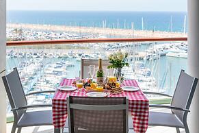 DeluxeApartment with Views of the Marina