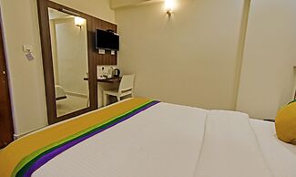 Itsy Hotels Deluxe Inn