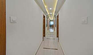 Itsy Hotels Deluxe Inn