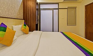 Itsy Hotels Deluxe Inn