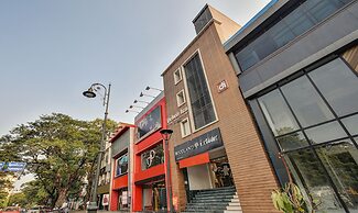 Itsy Hotels Deluxe Inn