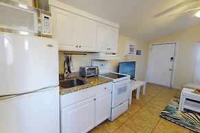 Island Dreams Cozy Cottage #4