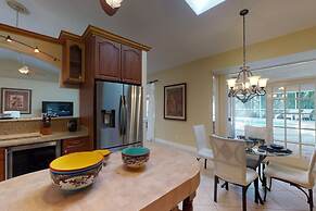 Sarasota Bay Pool Home