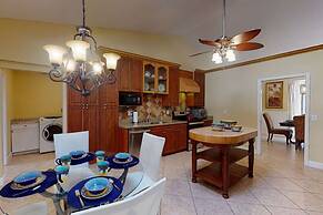 Sarasota Bay Pool Home