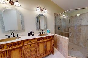 Sarasota Bay Pool Home