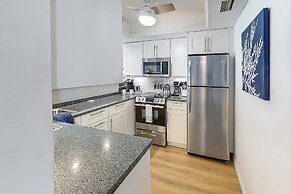 Siesta Bayside by Pool & Tennis