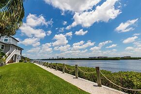 Siesta Bayside by Pool & Tennis