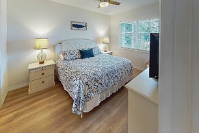 Siesta Bayside by Pool & Tennis