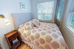 Siesta Bayside by Pool & Tennis