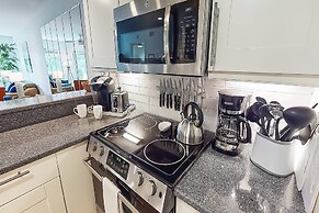 Siesta Bayside by Pool & Tennis