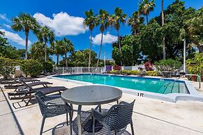 Siesta Bayside by Pool & Tennis