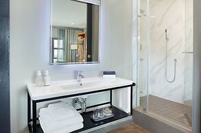 The Cliffside Boutique Getaway