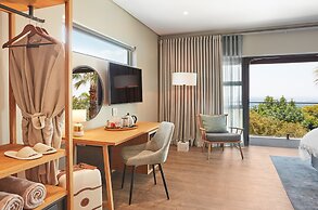 The Cliffside Boutique Getaway