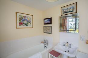 Ingram House Bed & Breakfast