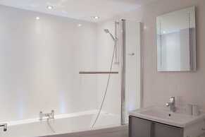 Panda Sanctuaries, Kensington Chapel Apartment