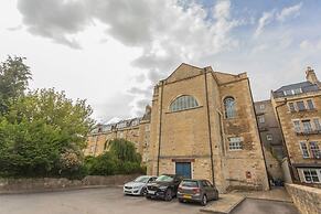 Panda Sanctuaries, Kensington Chapel Apartment