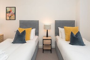 Panda Sanctuaries, Kensington Chapel Apartment