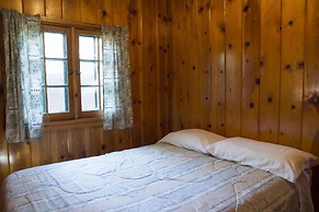 Riverside Point Resort