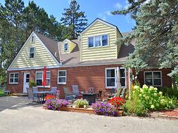 Riverside Point Resort