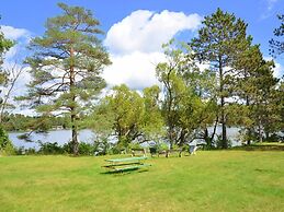 Riverside Point Resort