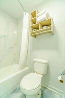 Pleasanton Executive Inn By OYO