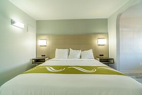 Pleasanton Executive Inn By OYO