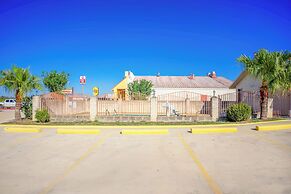 Pleasanton Executive Inn By OYO