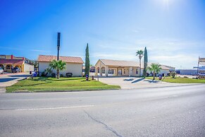 Pleasanton Executive Inn By OYO