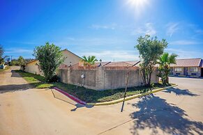 Pleasanton Executive Inn By OYO