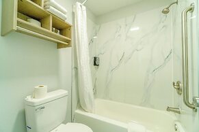 Pleasanton Executive Inn By OYO