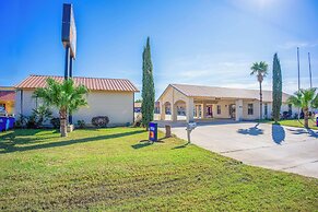 Pleasanton Executive Inn By OYO