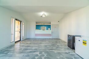 Pleasanton Executive Inn By OYO