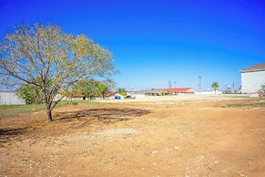 Pleasanton Executive Inn By OYO