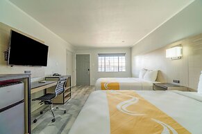 Pleasanton Executive Inn By OYO