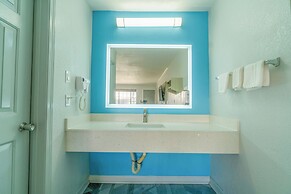 Pleasanton Executive Inn By OYO