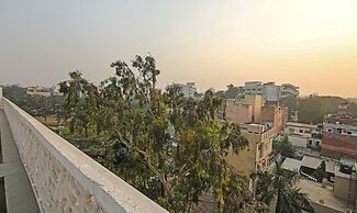 Treebo Premium Relax Inn Patel Nagar