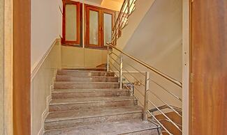 Treebo Premium Relax Inn Patel Nagar