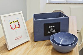 Dock 10 Apartments by Wonderful Italy