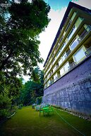 Regenta Place Green Leaf Manali- A Centrally Heated Resort
