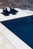 Breathtaking 5 Bedroom Villa With Private Pool